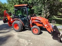 Kioti CK2620SE CAB with backhoe_01_small.jpg