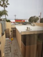 Tijuana_7-11 with armed guards_01.jpeg