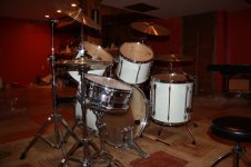 Drumset 002.jpg