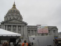 Rally_to_restore_Sanity_San_Francisco_10_30_10d_jumbotron_crowd.jpg