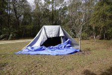 navel_tent_01.jpg